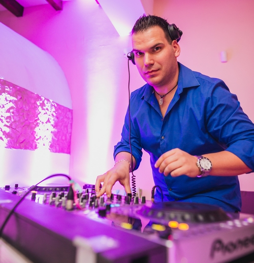 Esküvői DJ Budapest - Vinch Enzo